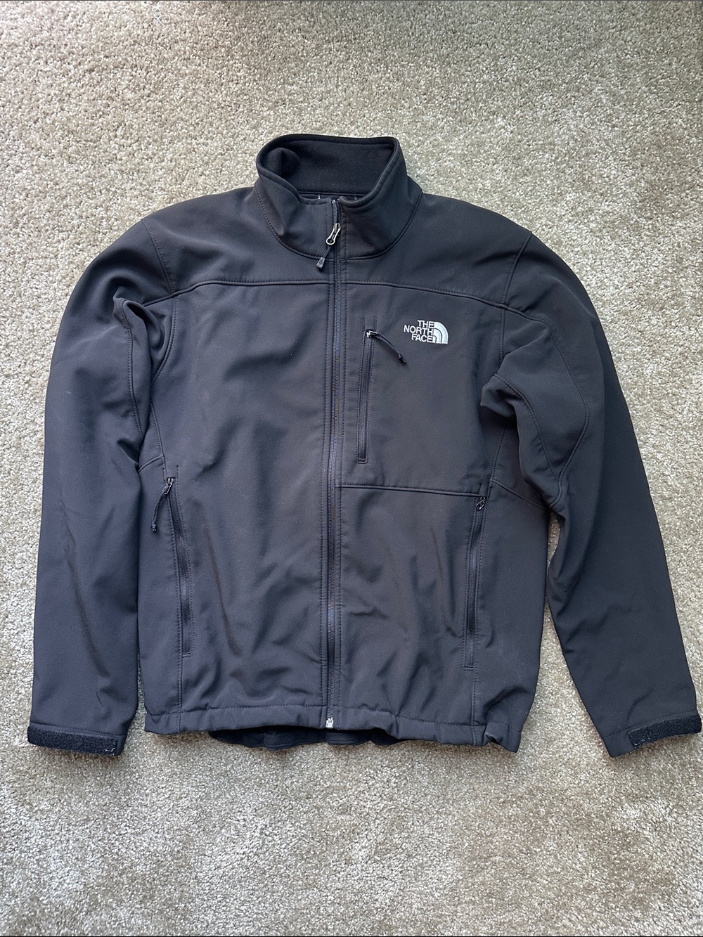 The North Face Men’s Black Lightweight Softshell Jacket